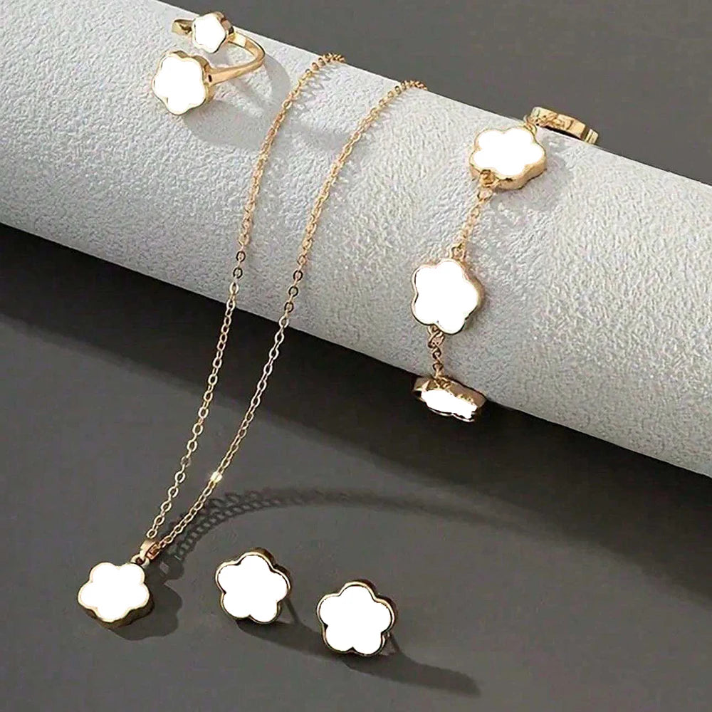 Three-piece set Jewelry