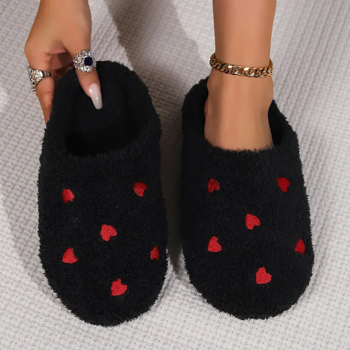 Women's Heart-Shaped Room Slippers